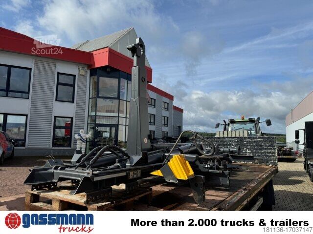 Haakarm vrachtwagen  20-47 S