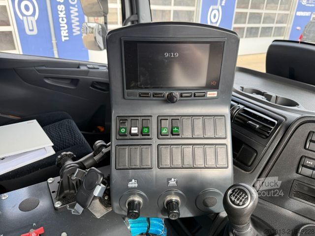 Zamiatarka drogowa MERCEDES-BENZ ATEGO 1323 Kehrmaschine Bucher Cityfant 6000
