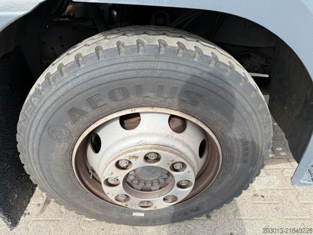 Zamiatarka drogowa MERCEDES-BENZ ATEGO 1323 Kehrmaschine Bucher Cityfant 6000