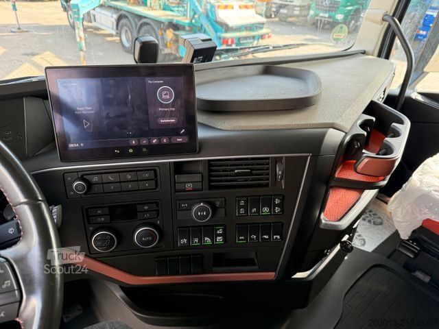 Standartinis vilkikas VOLVO FH750 6x4 Euro6 LL SZM Kipphydraulik