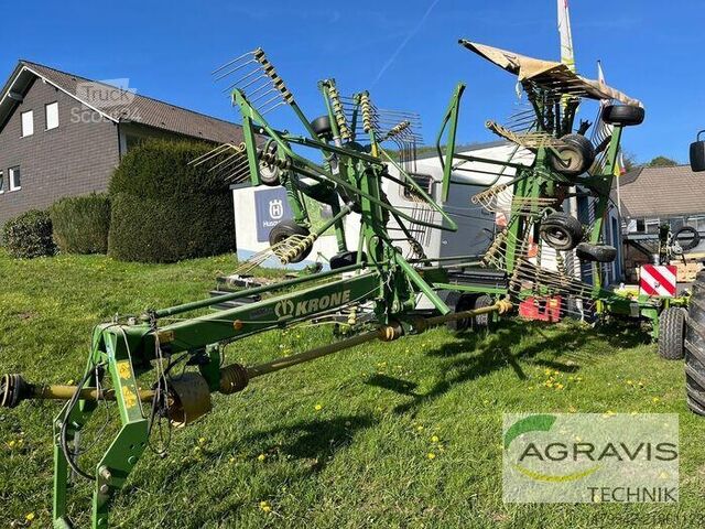 Technologie du foin Krone SWADRO 807