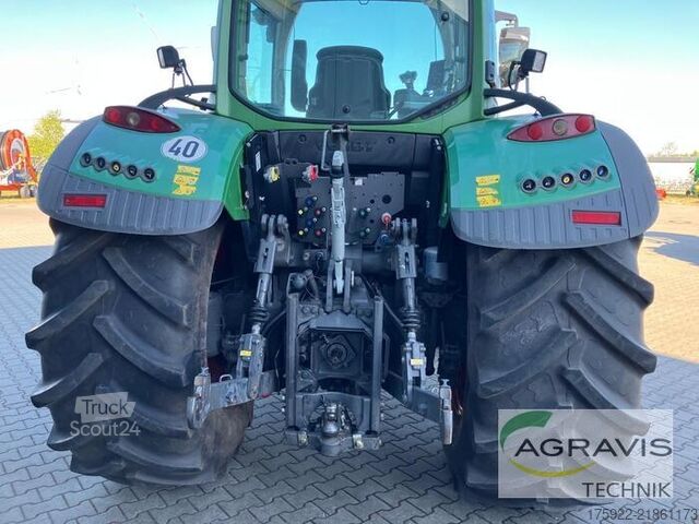 Traktor Fendt 724 VARIO S4
