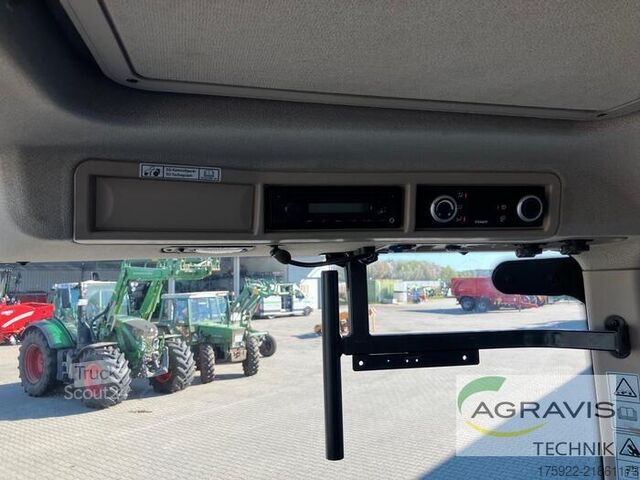 Traktor Fendt 724 VARIO S4
