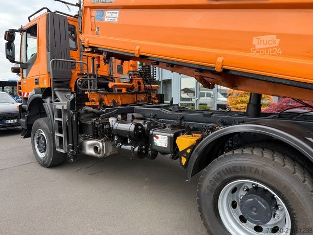 Kitas IVECO Trakker AD 190T36 4x4 Winterdienst - Kran-