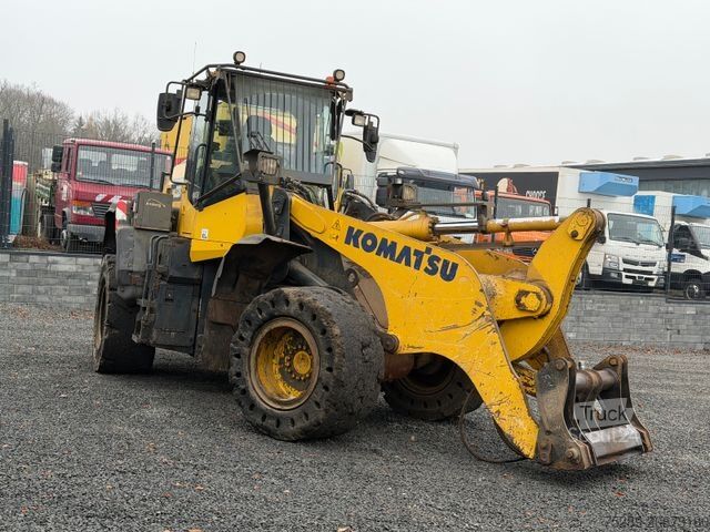 Radlader KOMATSU WA 320 -8 Radlader Highlift Vollgummi Wartung
