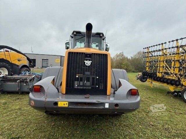 Radlader Case-IH 921G