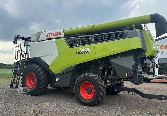 Kombajn za žetvu CLAAS Lexion 7400