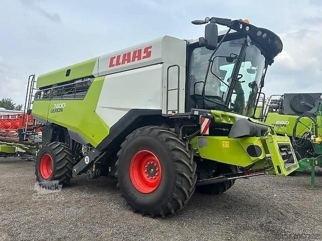 Kombajn za žetvu CLAAS Lexion 7400