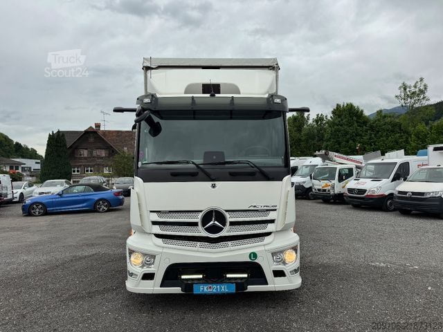 Φορτηγό πλατφόρμα με μουσαμά MERCEDES-BENZ Actros 1836 Pritsche Plane LBW Voll Luft Top
