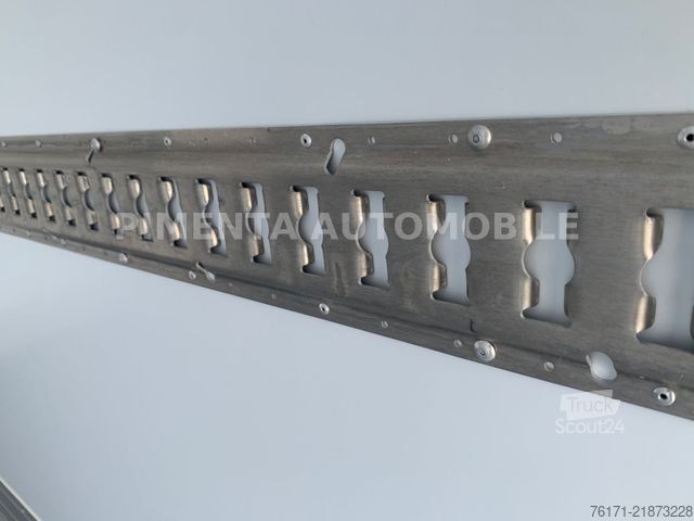 Koelwagen met geïsoleerde laadbak IVECO Daily 70C18A8P -20° AUT LUFTF LBW 1,10m LadeKant