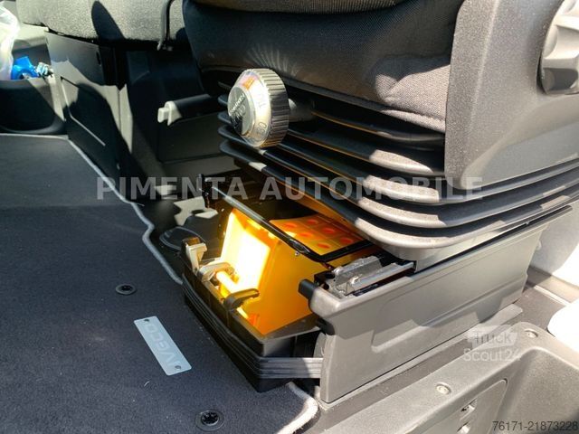 Šaldytuvo kėbulo furgonas IVECO Daily 70C18A8P -20° AUT LUFTF LBW 1,10m LadeKant