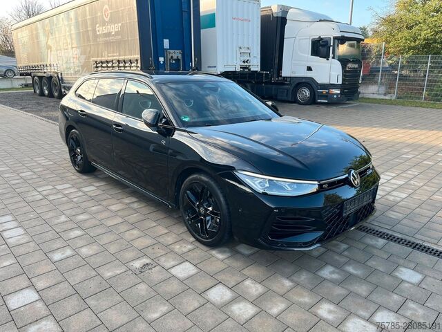 Minibuss VW Passat Variant 2.0 TDI 142 kW 4Motion R-Line