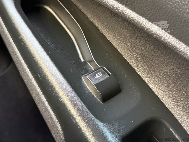 Umpikorja-auto FORD Transit Connect  1.5 TDCi L2 Trend Klima Tempom.