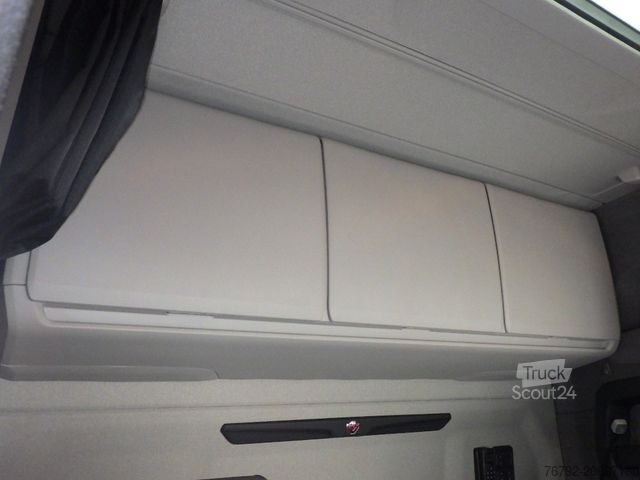 Standarta vilcējs SCANIA R 660 B Highline/Ret./Hydr./ALCOA/Leder/Vollluft