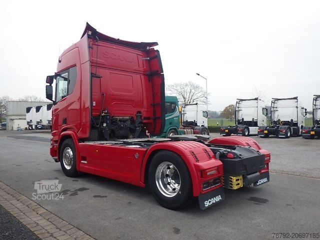 Standarta vilcējs SCANIA R 660 B Highline/Ret./Hydr./ALCOA/Leder/Vollluft