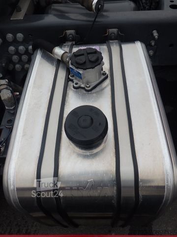 Standarta vilcējs SCANIA R 660 B Highline/Ret./Hydr./ALCOA/Leder/Vollluft