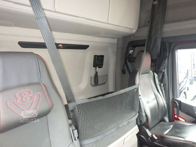 Standarta vilcējs SCANIA R 660 B Highline/Ret./Hydr./ALCOA/Leder/Vollluft