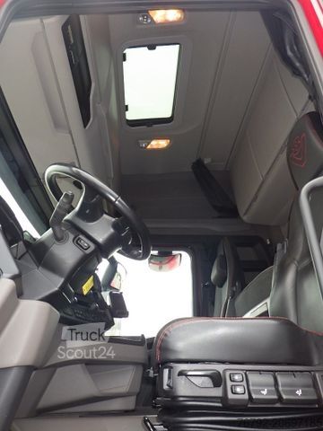 Standarta vilcējs SCANIA R 660 B Highline/Ret./Hydr./ALCOA/Leder/Vollluft