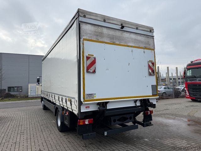 Camión plataforma con toldo MERCEDES-BENZ Atego 1524 L Pritsche+Plane+LBW/Klima