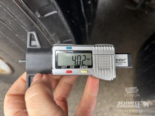 Отворено полуремарке с брезент Schmitz Cargobull Semitrailer Curtainsider Standard