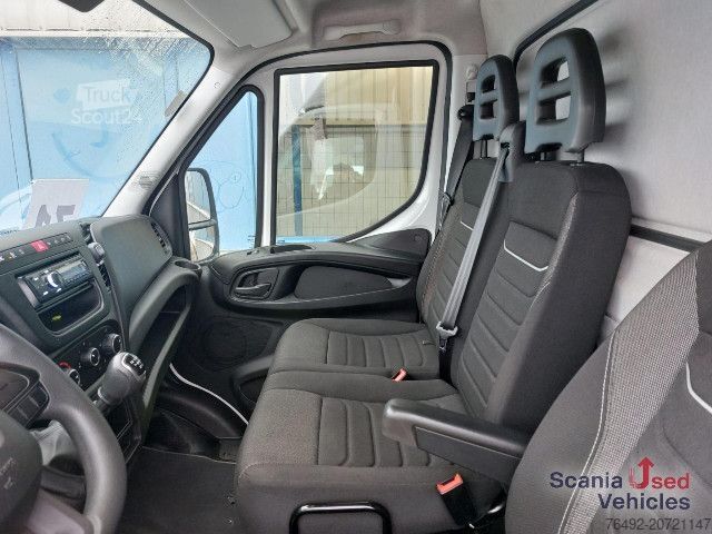 Skříňová dodávka IVECO 35 C 16 Koffer Ladebordwand