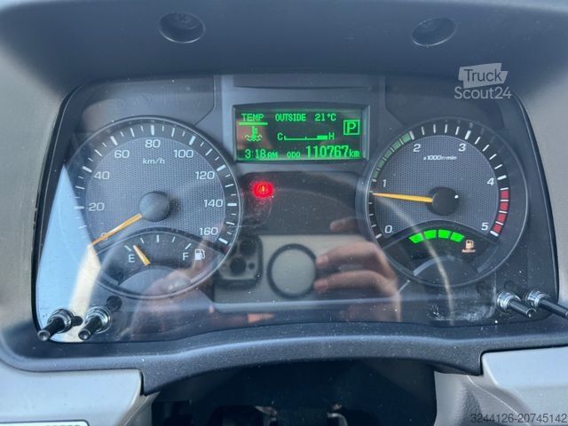 Samochód dostawczy z plandeką FUSO Canter/7C18/Automatik/Pritsche+Plane+LBW/E6e