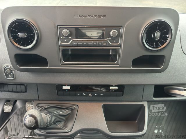 Пътна помощ MERCEDES-BENZ Sprinter 319 CDI Abschleppwagen VDI 2700 AHK 3,5