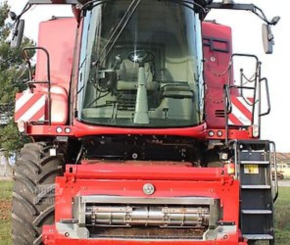 Skördetröska Case-IH AF 9230 Maisausstattung