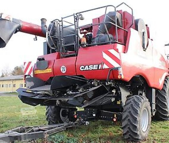 Skördetröska Case-IH AF 9230 Maisausstattung