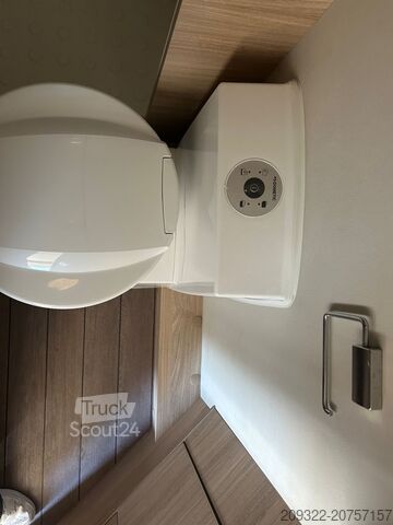 Semi-integrated motorhome Fiat Ducato Carasuite 650 MF Semintegrato | Completamente Attrezzato