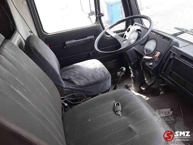 Nakládací plošina Mercedes 1017