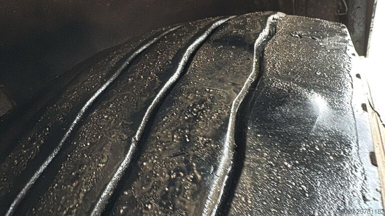 Tracteur standard Renault Magnum 430 (POMPE MANUELLE / MANUAL PUMP / MANU...