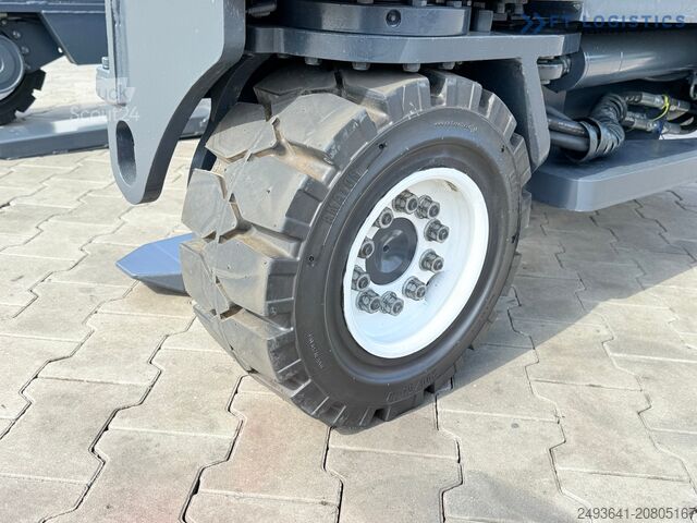 Stivuitor cu patru direcții Combilift C3500 / DUPLEX - 4100 / EXTENDABLE FORKS