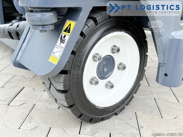 Stivuitor cu patru direcții Combilift C3000 GAS DUPLEX 4100 WIDE POSITIONER