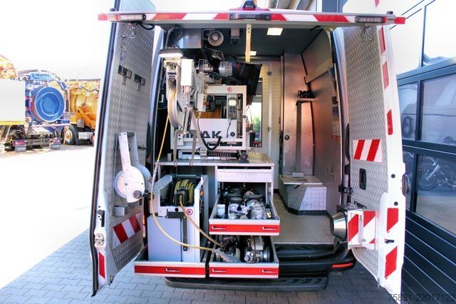 Vakuuminė cisterna sunkvežimis MERCEDES-BENZ Sprinter 516 CDI 2018 IBAK Kamera TV-Fahrzeug Ex