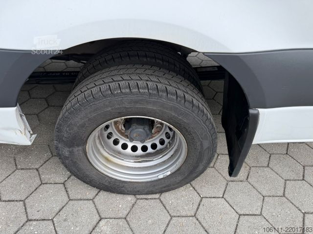 Ван MERCEDES-BENZ Sprinter 516 CDI Kasten Hochdach