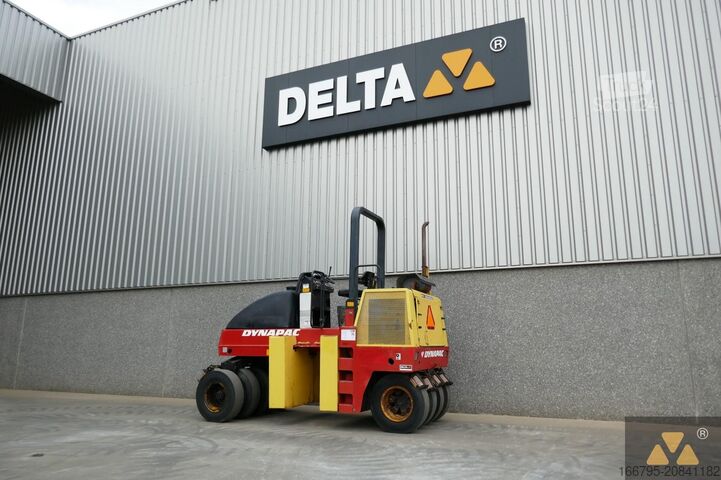 Tyre roller Dynapac CP142