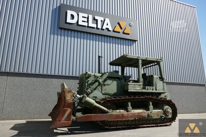 Bouteur Caterpillar D7F Ex-army