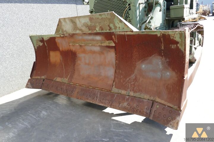 Bouteur Caterpillar D7F Ex-army