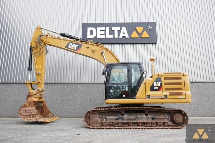 Crawler excavator Caterpillar 320