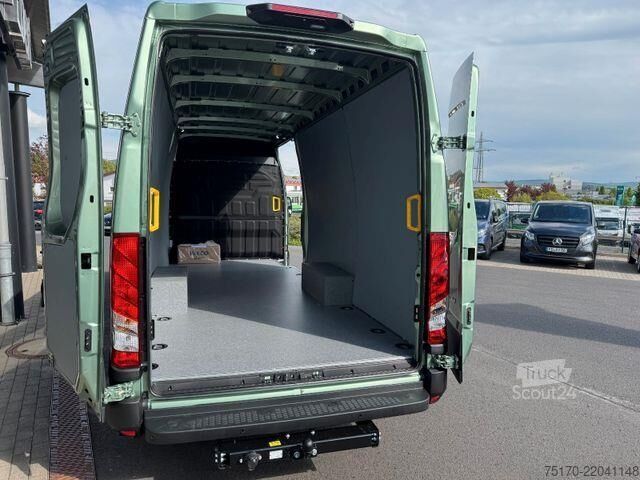 عربة ستيشن واغن ذات سقف مرتفع Iveco Daily 35S18 HA8 3.0L *R4.100mm*Automatik*AHK*LED