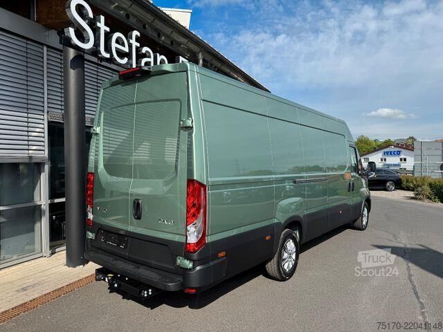 عربة ستيشن واغن ذات سقف مرتفع Iveco Daily 35S18 HA8 3.0L *R4.100mm*Automatik*AHK*LED