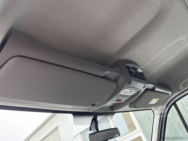 Curtain sider van Renault Master 3,5T Plane*Allrad*Klima*1.Hand*