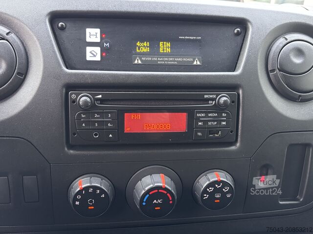 Curtain sider van Renault Master 3,5T Plane*Allrad*Klima*1.Hand*