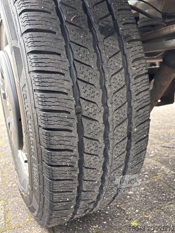 Curtain sider van Renault Master 3,5T Plane*Allrad*Klima*1.Hand*