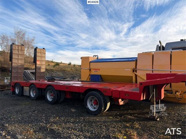  Vang SHSL 1111 Machinery semi-trailer with hydraulic ra