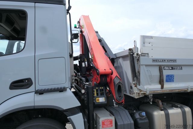 Třístranný sklápěč MERCEDES-BENZ 1835 K Arocs 4x2, Palfinger PK 12002, Funk,Klima