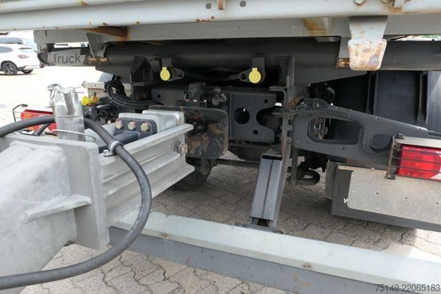 Kolmisuuntainen kippiperävaunu MÖSLEIN TTD 19, Tandem, Rampen, Verzinkt, 19to., SAF