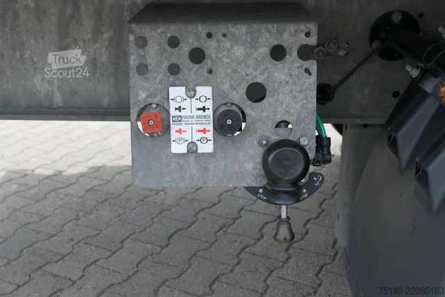 Kolmisuuntainen kippiperävaunu MÖSLEIN TTD 19, Tandem, Rampen, Verzinkt, 19to., SAF