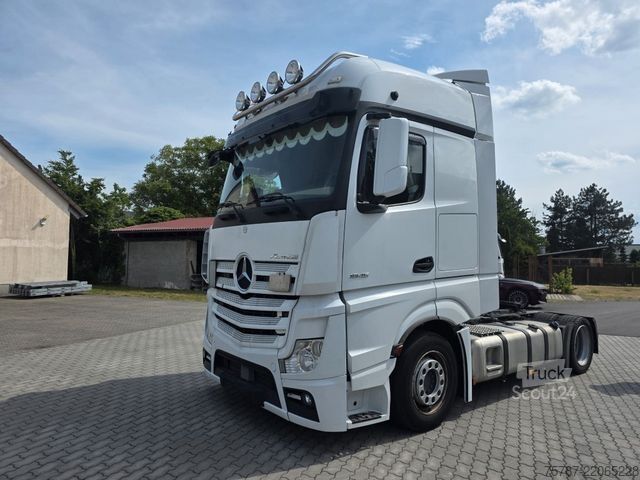 Yüksek hacimli çekici MERCEDES-BENZ 1845 Lowliner, Retarder, 2 Tanks, Hubsattelkuppl